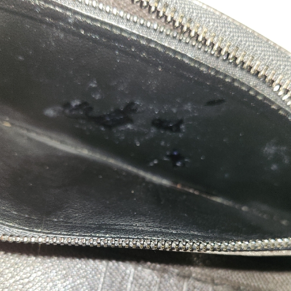 Tod's Long Zip Wallet With Pinstripe. Excellent Condition! Unisexy! - Picture 8 of 11